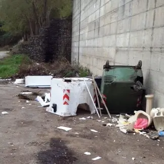 «Piscopio dimenticata», la denuncia di Cutrullà chiama in causa sindaco e assessore