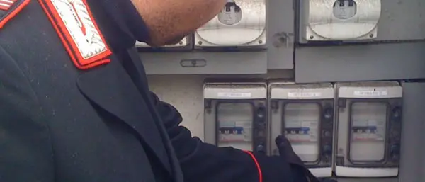 Furto di energia, sotto sequestro pasticceria di Dinami