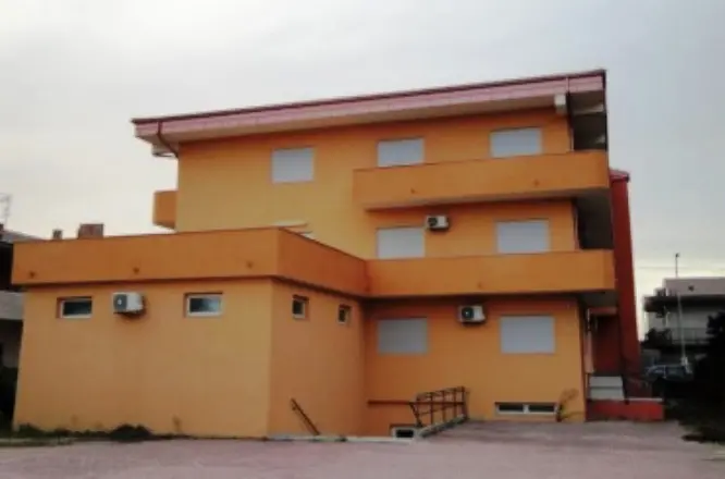 Colpo mortale alla scuola di musica \"per la legalità\", rubati strumenti per 150mila euro