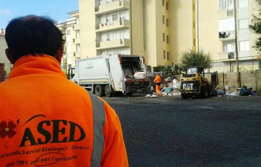 L’asse tra i De Stefano e l’Ased per il monopolio sui rifiuti in Calabria - VIDEO