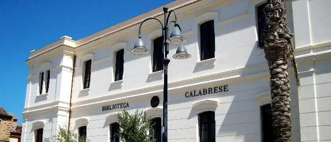 La biblioteca di Soriano resta “a secco” di fondi, Mangialavori: «Colpa del Pd»