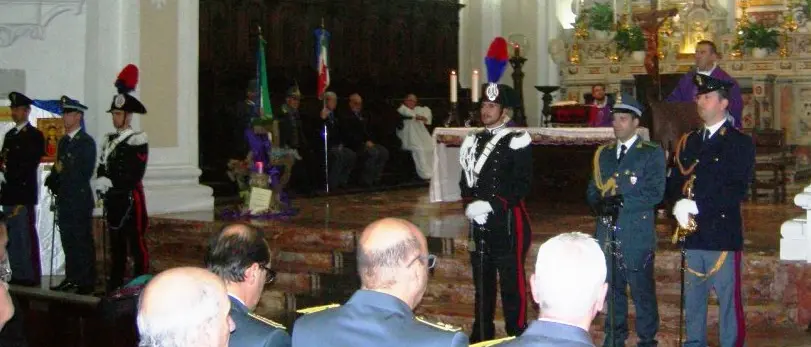 Le forze armate vibonesi celebrano il “precetto natalizio”