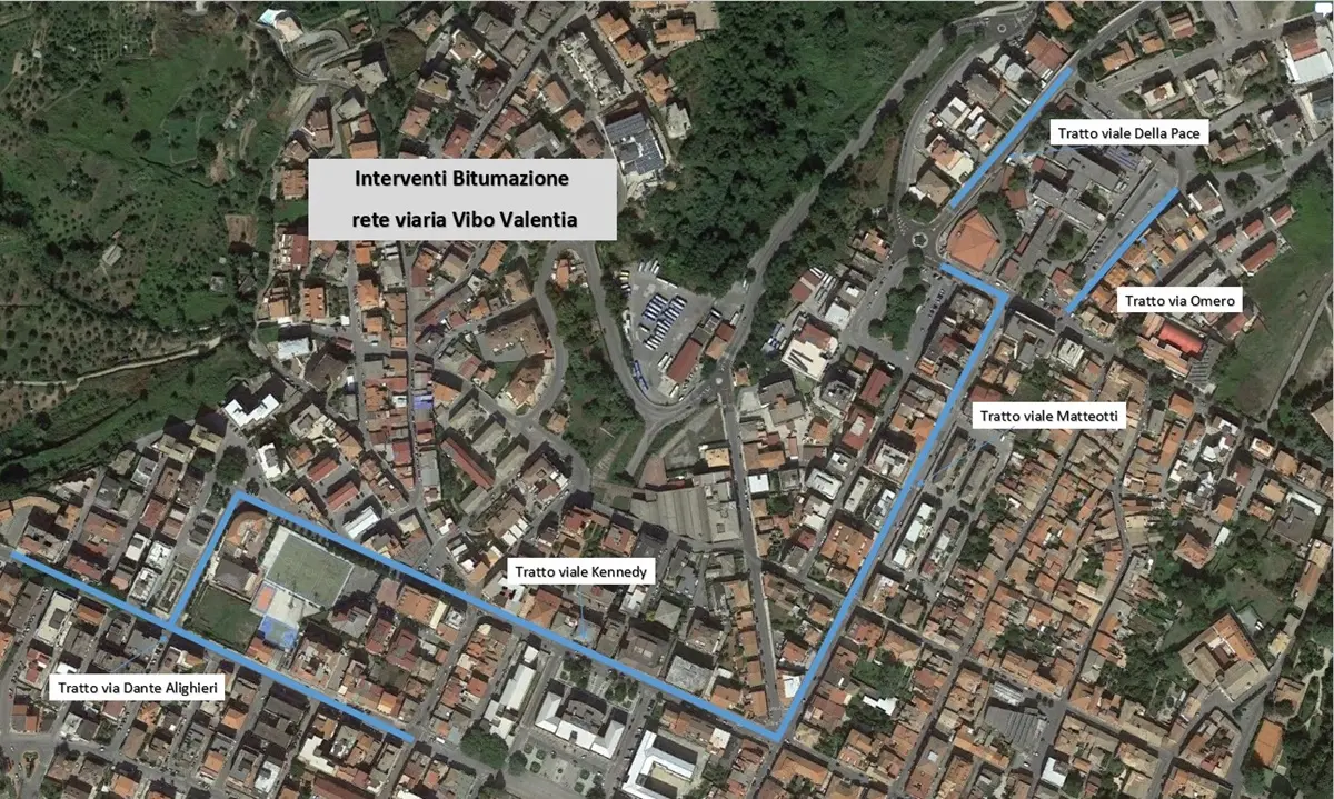 Vibo, al via i lavori di bitumazione delle principali vie: l'annuncio del sindaco