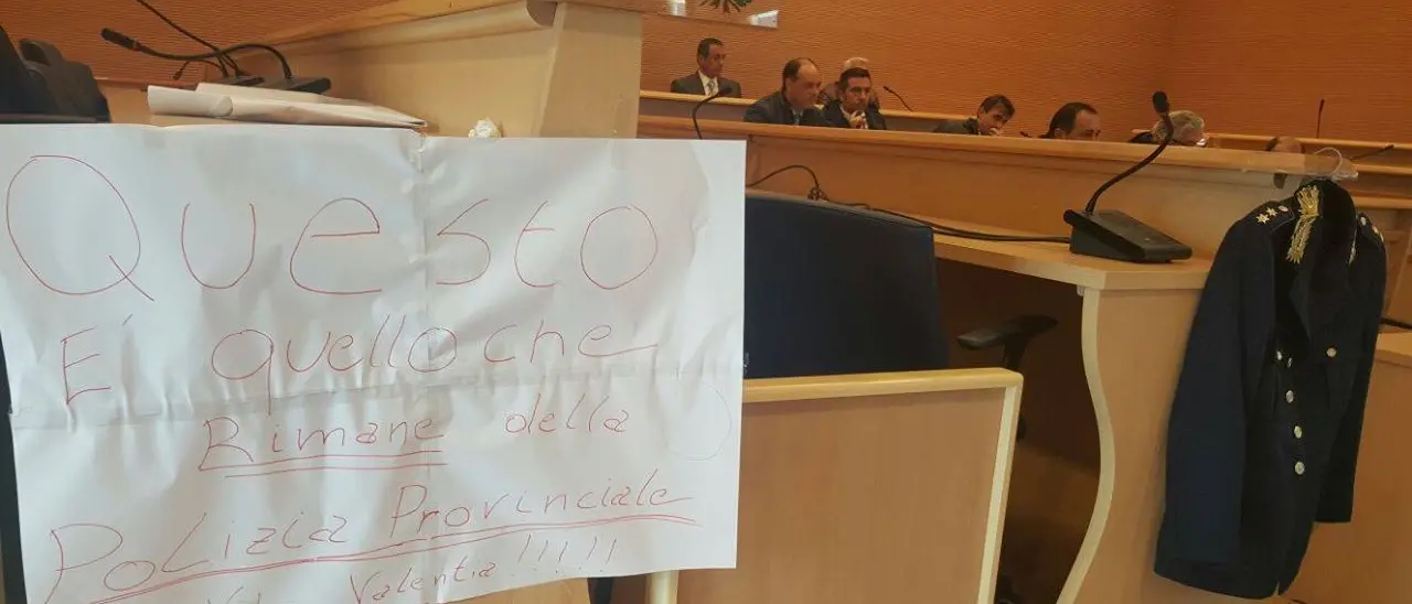 Provincia, il futuro incerto di funzioni e dipendenti