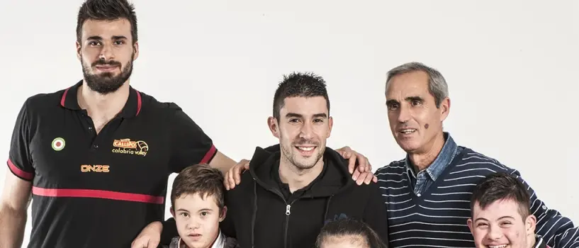 Scatti di solidarietà, Aipd e Volley Tonno Callipo presentano il calendario 2016 - Gallery