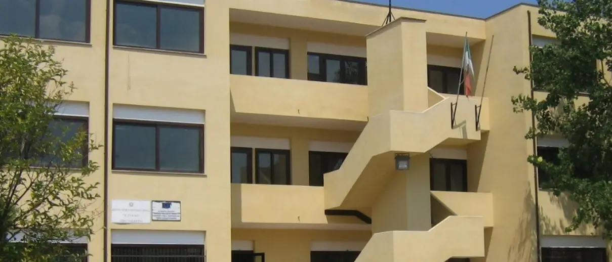 Vibo, finanziati i lavori di messa in sicurezza di sette scuole: ecco quali