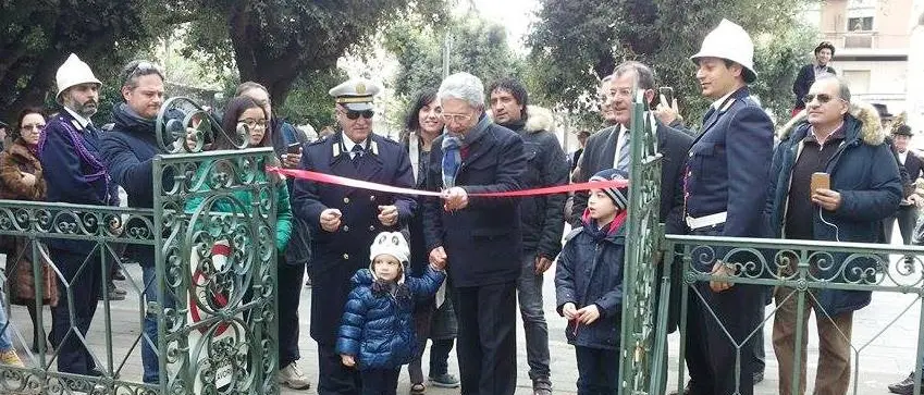 Riapre la Villa comunale, ma sotto il vestito… poco o nulla