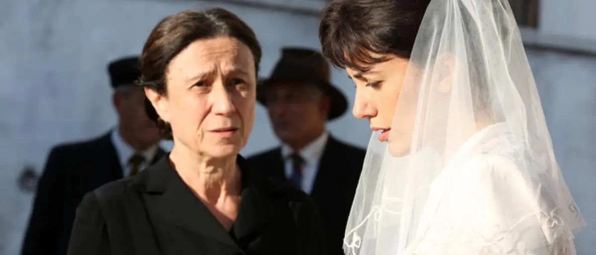 «La fiction “La sposa” ridicolizza calabresi e veneti», pioggia di polemiche per la miniserie