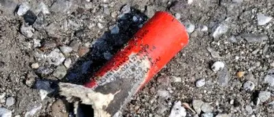 Raccoglie petardo inesploso, bambino di 9 anni gravemente ferito