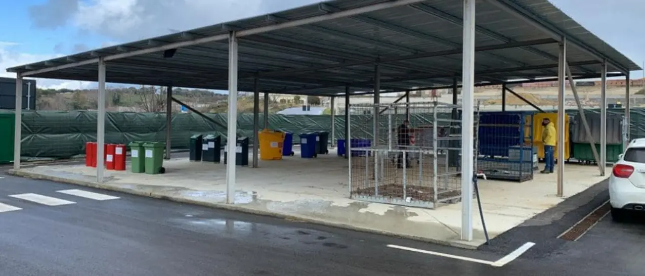 Rifiuti a Vibo, chiusi fino a lunedì i due centri di raccolta comunale