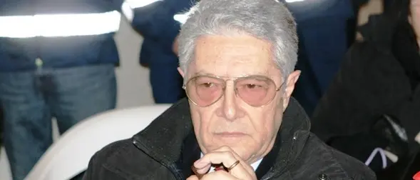 Chiacchiere e distintivo