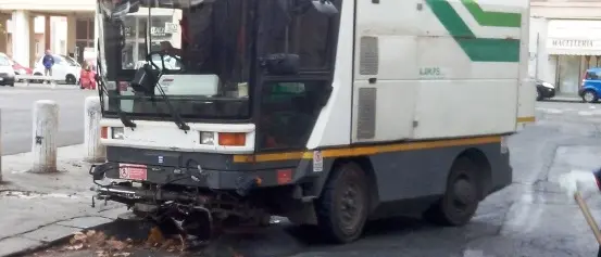 Servizio spazzamento, la versione della dirigente non convince lo Slai Cobas