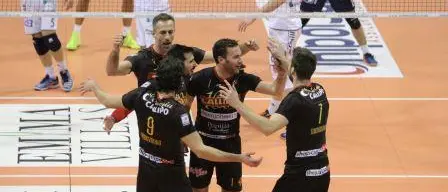 Tonno Callipo schiacciasassi, Siena sconfitta a domicilio