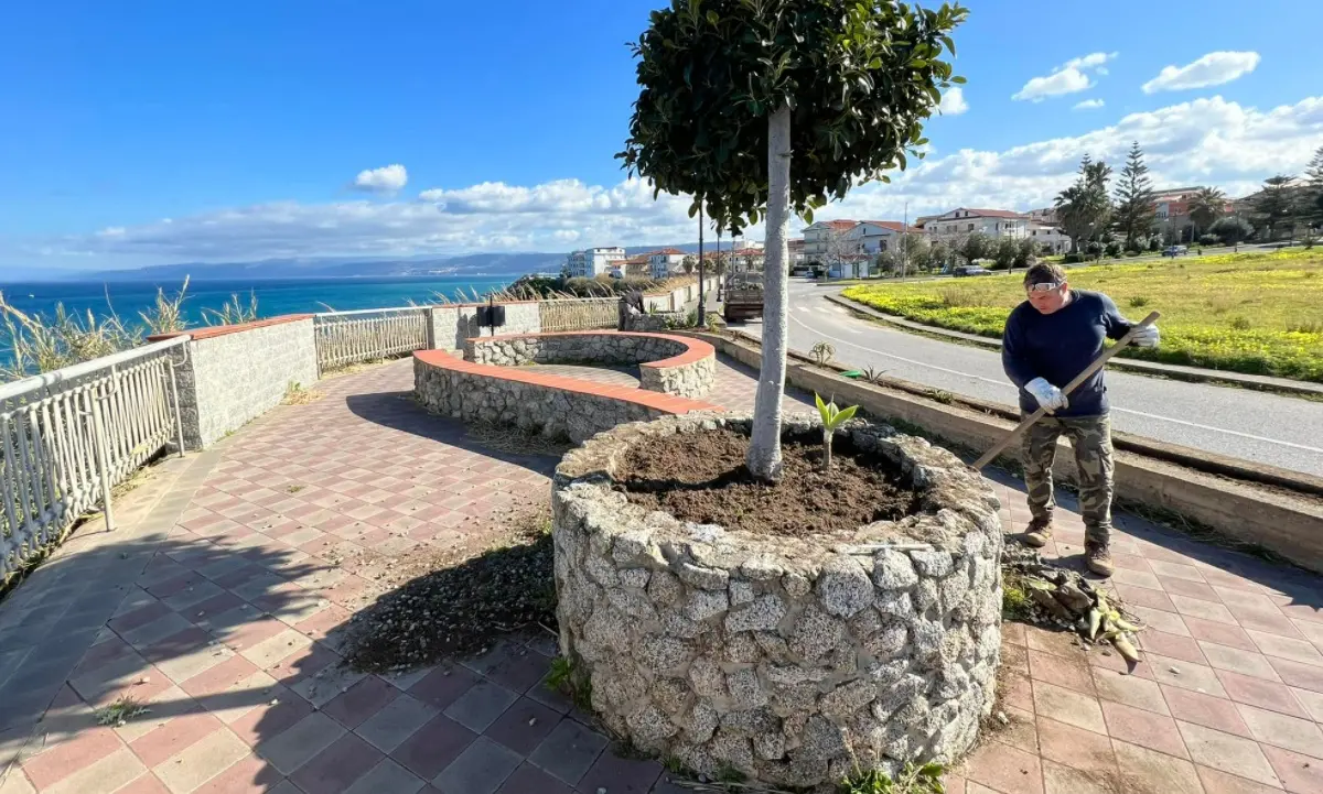 Turismo e lavoro, L’associazione commercianti Briatico: «Attività in crescita»