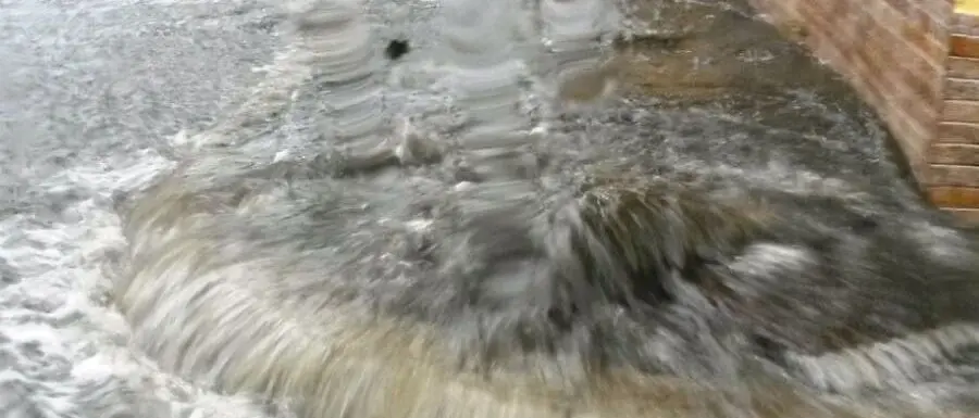 VIDEO | Pioggia forte in città, situazione critica a Vibo Marina