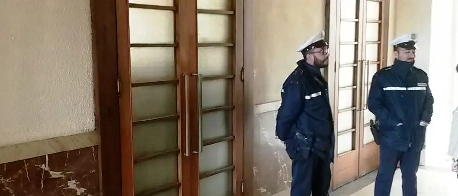 E il segretario comunale finisce sotto accusa …a porte chiuse