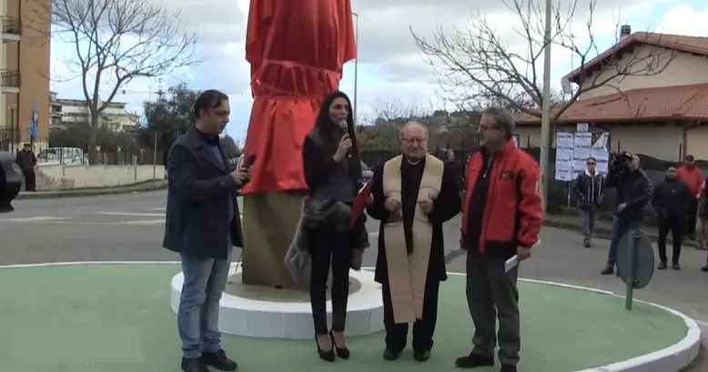 Inaugurato il monumento a Louise Braille - VIDEO
