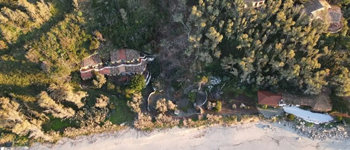 Parghelia, sequestrata strada realizzata a ridosso del mare: tre denunce