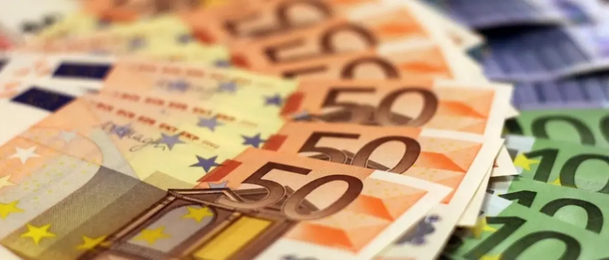 Decreto aiuti, Draghi: «Bonus da 200 euro per dipendenti e pensionati con reddito fino a 35mila euro»