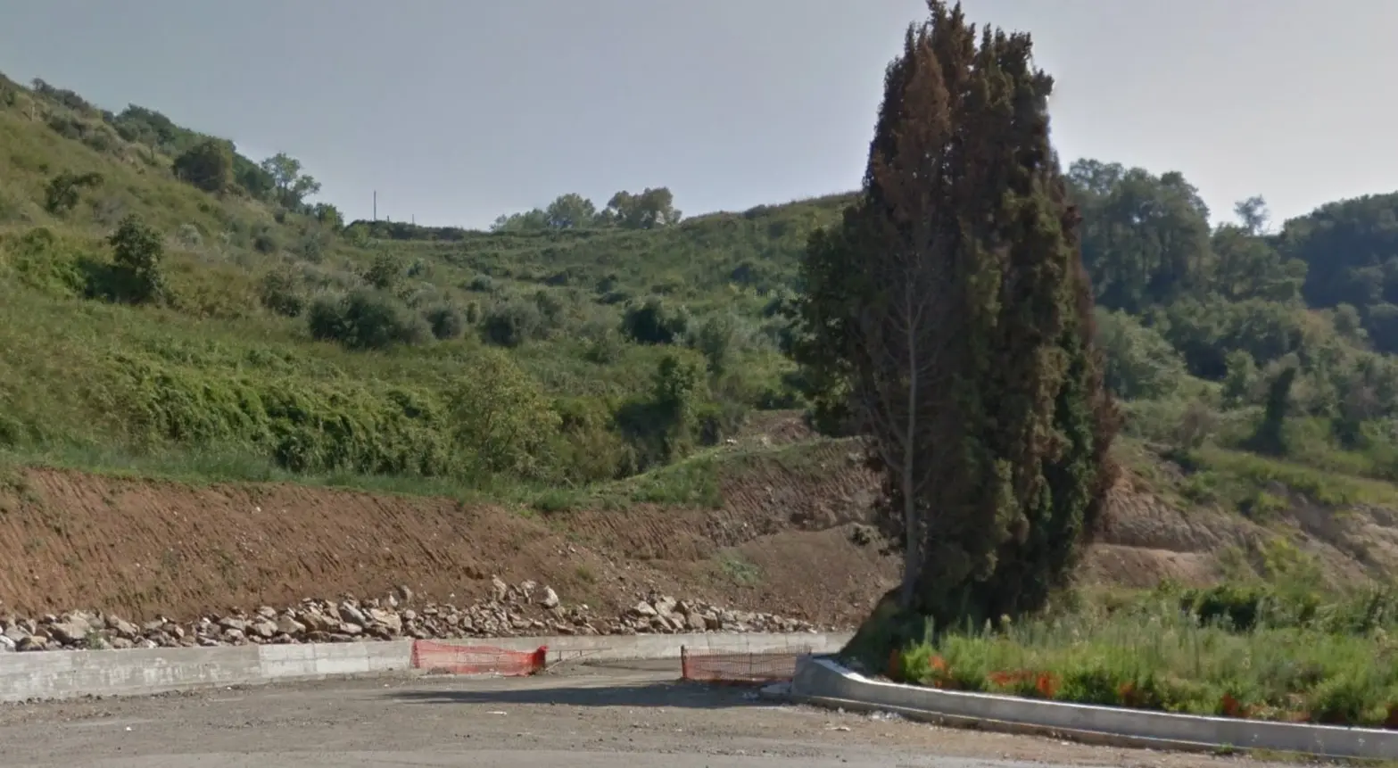 Frode in pubbliche forniture e truffa aggravata, così la “Strada del mare” è morta sul nascere - VIDEO