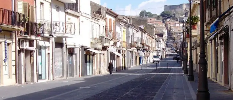 La storia di una città è scritta anche nei nomi delle sue strade