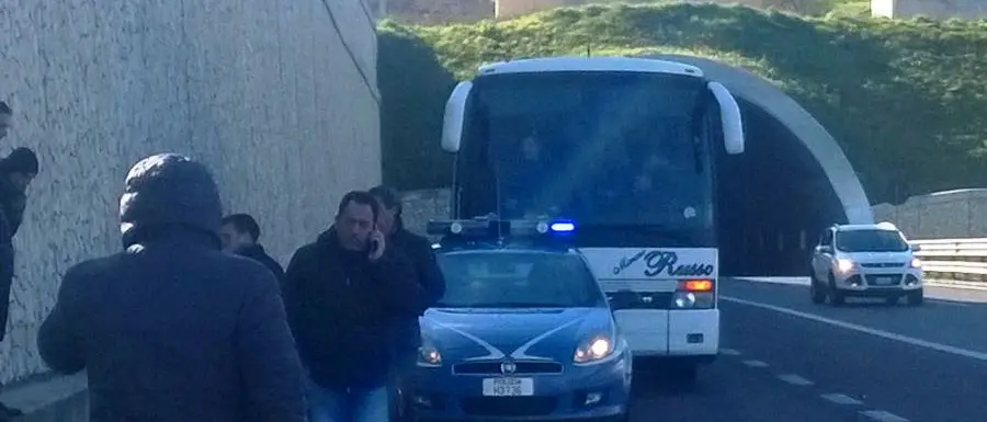 Lavoratori della Provincia bloccati sull’autostrada - FOTO|VIDEO