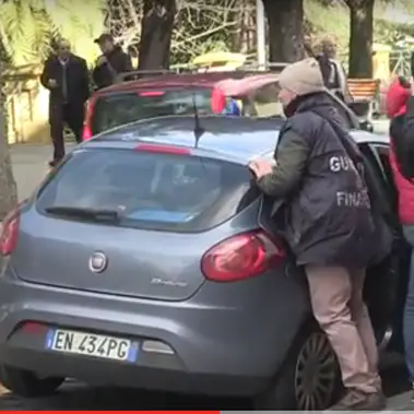 VIDEO | Crack Blue paradise: le immagini degli arresti