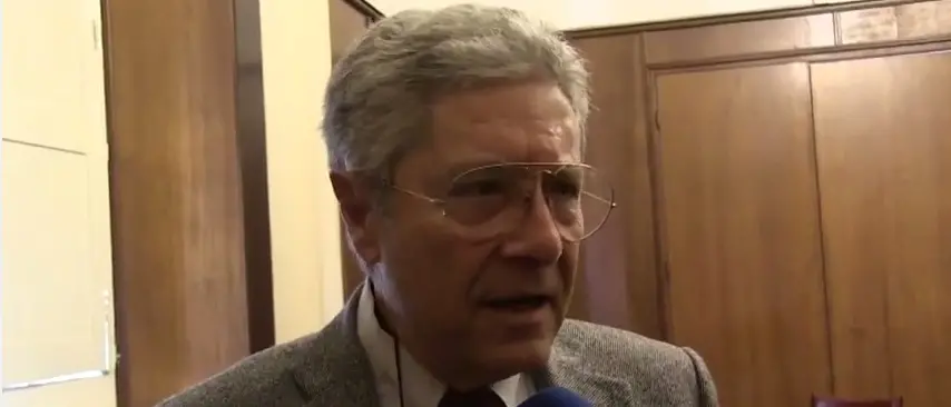 Scontro nella maggioranza, salta la federazione Costa-Pasqua