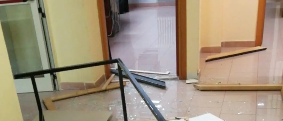 Sindaco aggredito a Dasà, Mammoliti (Pd): «Pronti a chiedere al Governo più controlli»