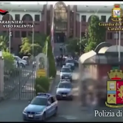 Nino Accorinti è ancora 'uccel di bosco'