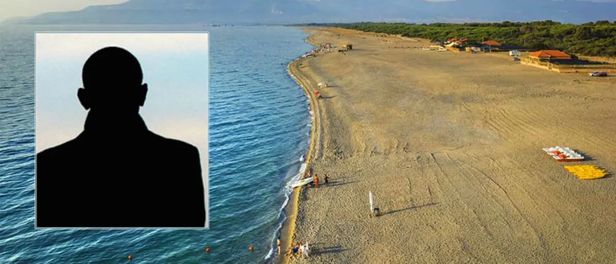 Imponimento: l’incendio al lido accanto a quello degli Stillitani e la pulizia delle spiagge