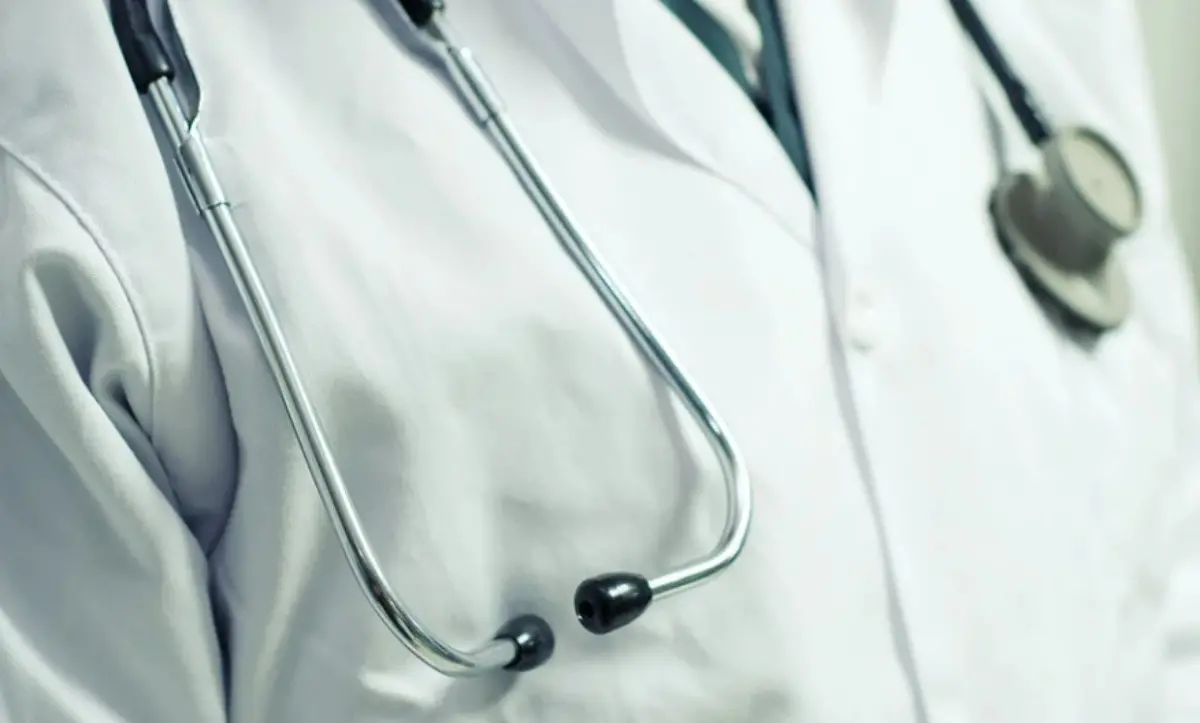 Vibo, il medico non c'è e l'ecografia salta: «Prossima data disponibile a febbraio 2024»