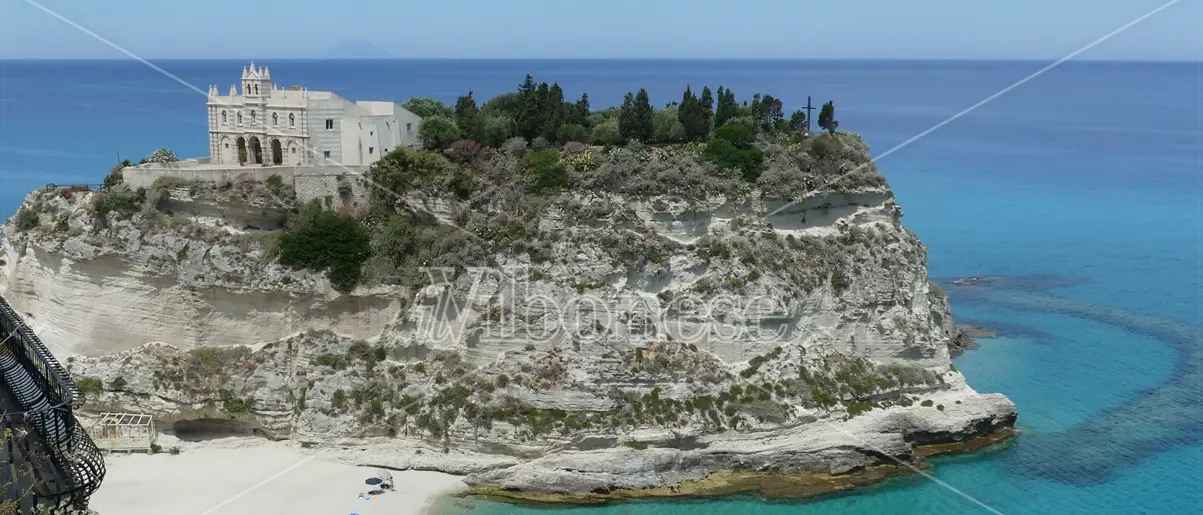 Tropea, affidati i lavori per la messa in sicurezza degli accessi alle spiagge libere