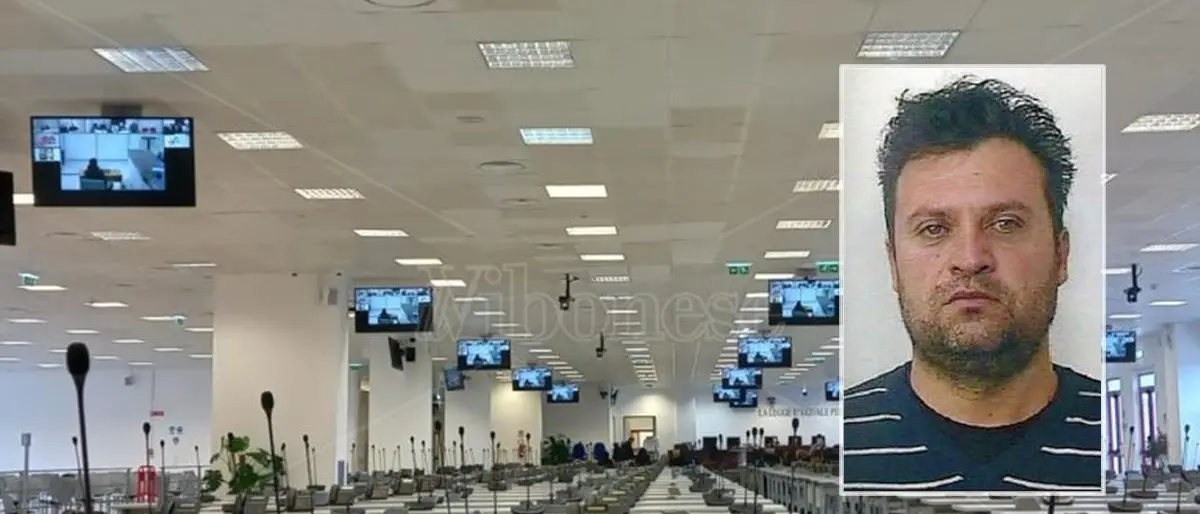 Imponimento: il lido bruciato a Pizzo e l’hotel “puntato” dagli Anello e dai Mancuso