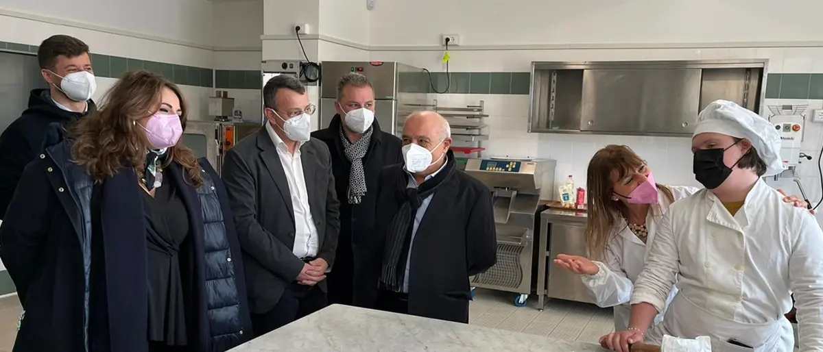 Alberghiero di Vibo, visita del sottosegretario Dalila Nesci: «Una eccellenza»