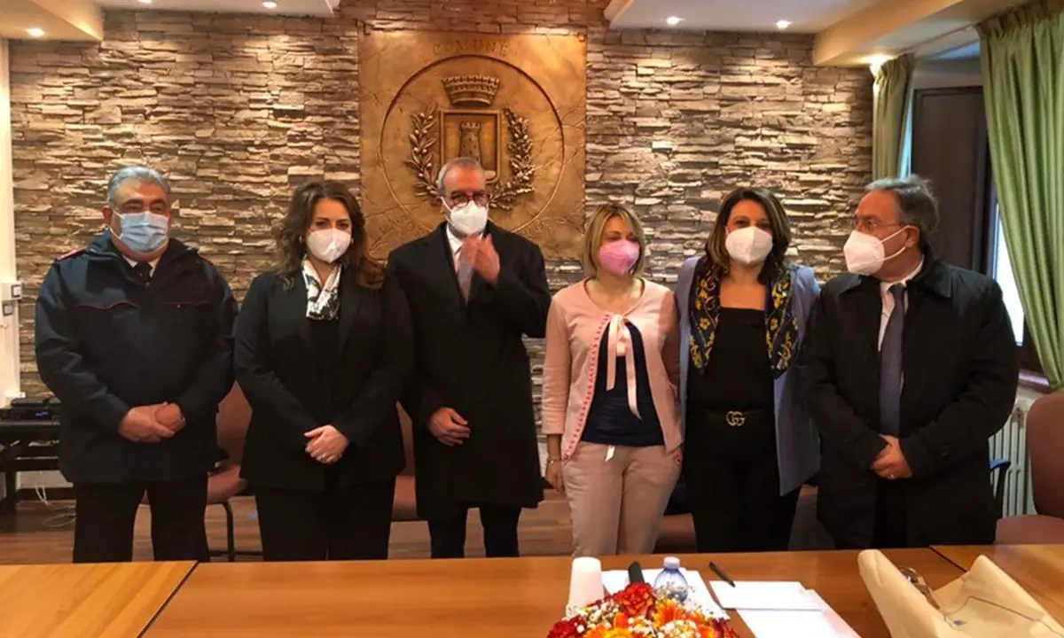 Gli studenti di Soriano a confronto con il sottosegretario per il Sud