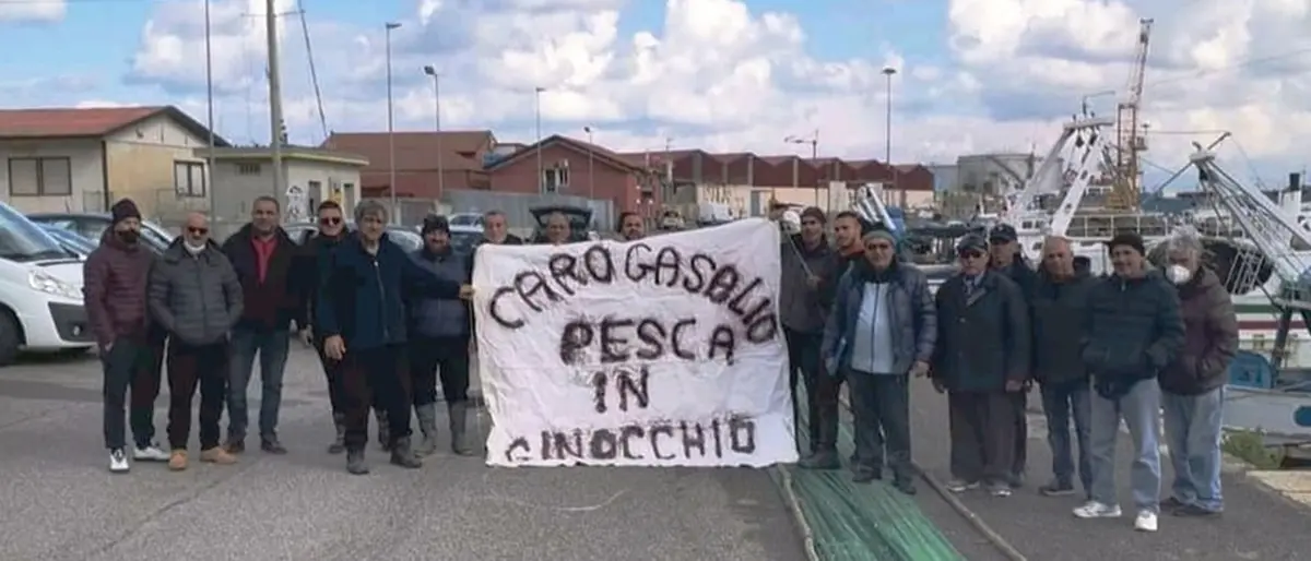 Caro gasolio: anche la marineria di Vibo Marina aderisce al fermo per protesta