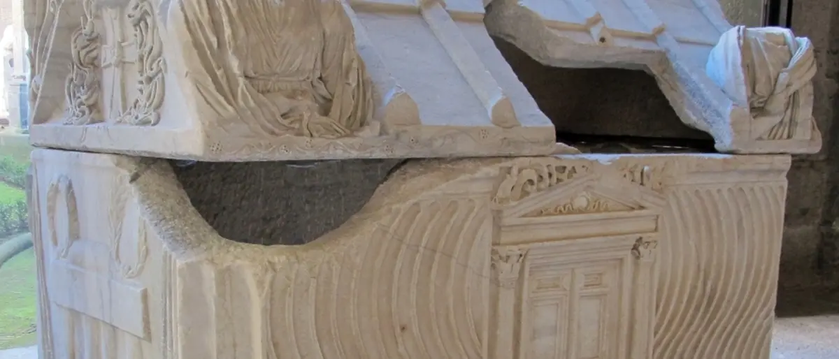 Mileto, il sindaco chiede al ministro il ritorno del Sarcofago di Ruggero