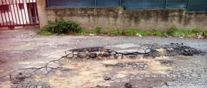 IL COMMENTO | “La partita a poker del presidente della Provincia: se sta bluffando lo sapremo presto”