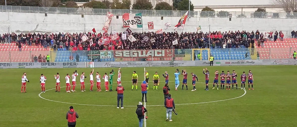 Vibonese sconfitta in casa dalla capolista Bari