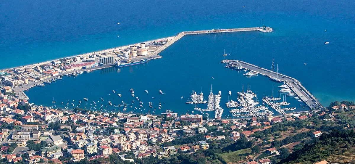 Porto di Vibo Marina, il M5S vuole da Occhiuto «interventi immediati»