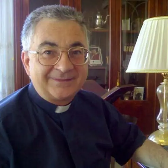 Mileto, toccante lettera di commiato di monsignor Renzo alla “sua” diocesi