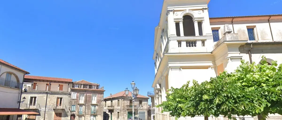 Si allarga la protesta dei sindaci, Servello: «Dove andrà a finire l'ospedale di Serra?»