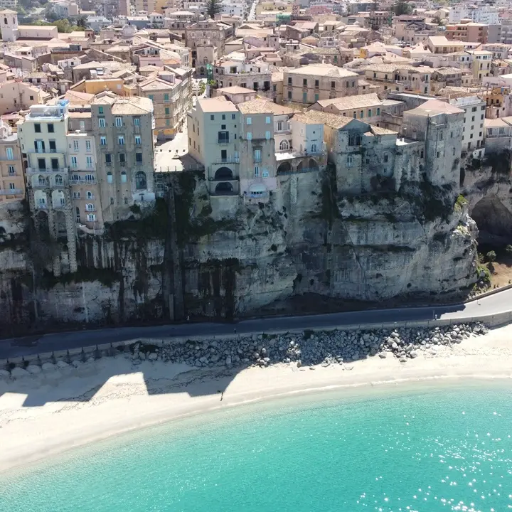 Tropea, ritorna dopo due anni di stop l’antica festa “I tri da cruci”