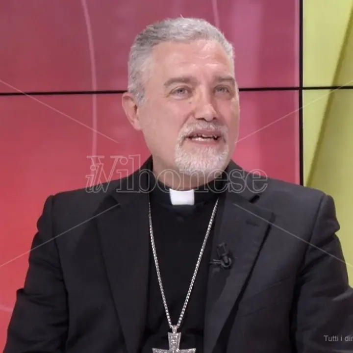 Riprendono processioni e riti pasquali, il vescovo Nostro: «Torniamo alla normalità ma con prudenza» - Video