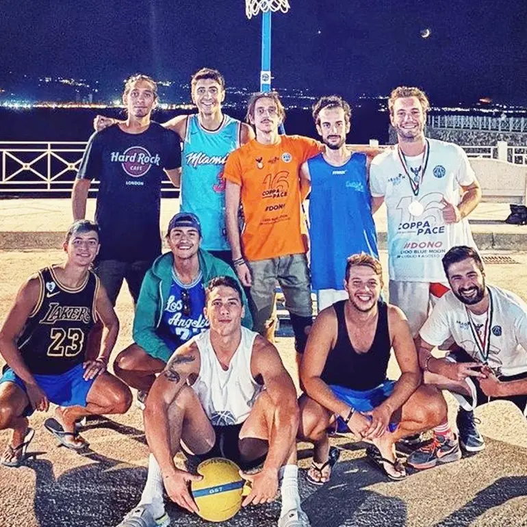 L’associazione sportiva “PizzoPlayGround” inaugura il corso di basket amatoriale