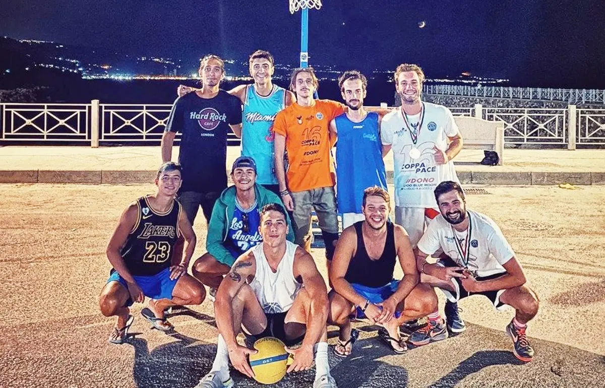 L’associazione sportiva “PizzoPlayGround” inaugura il corso di basket amatoriale