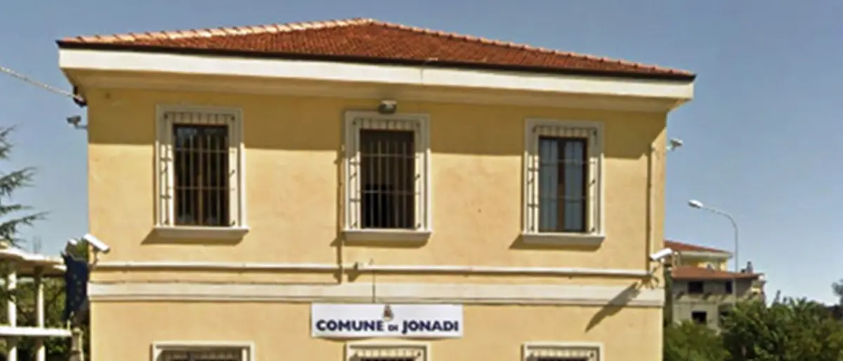 Ionadi, la maggioranza chiede al sindaco Arena di ricandidarsi alle elezioni