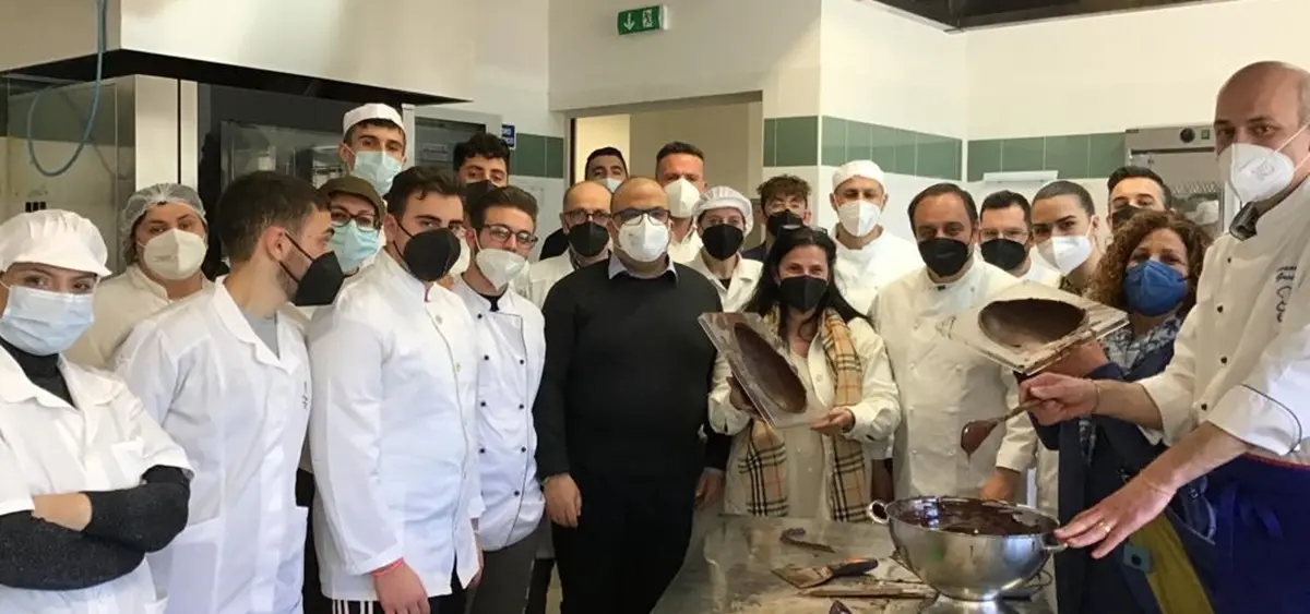 Il “Gagliardi” di Vibo e la migliore tradizione dolciaria di Pasqua - Foto