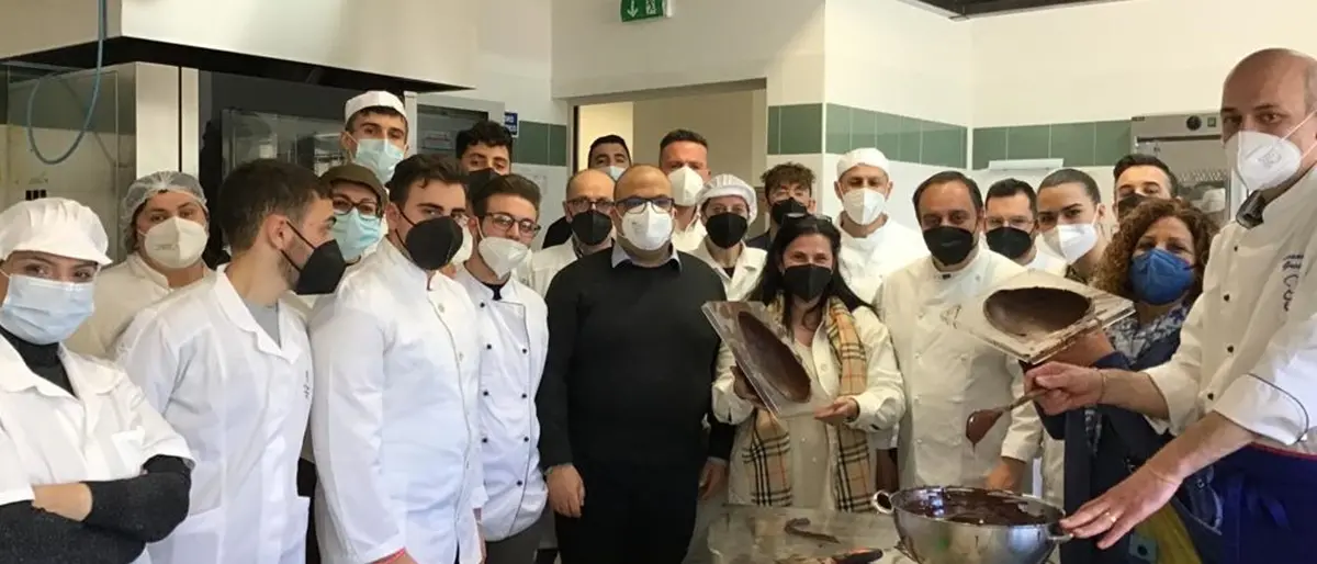 Il “Gagliardi” di Vibo e la migliore tradizione dolciaria di Pasqua - Foto